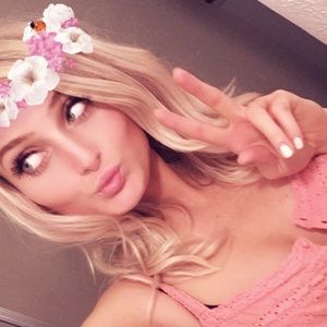 Meet your Posher, Lacey